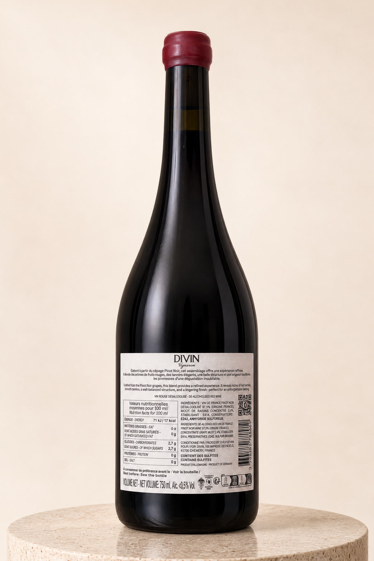 Vigneron Pinot Noir 750ml bottle, back label